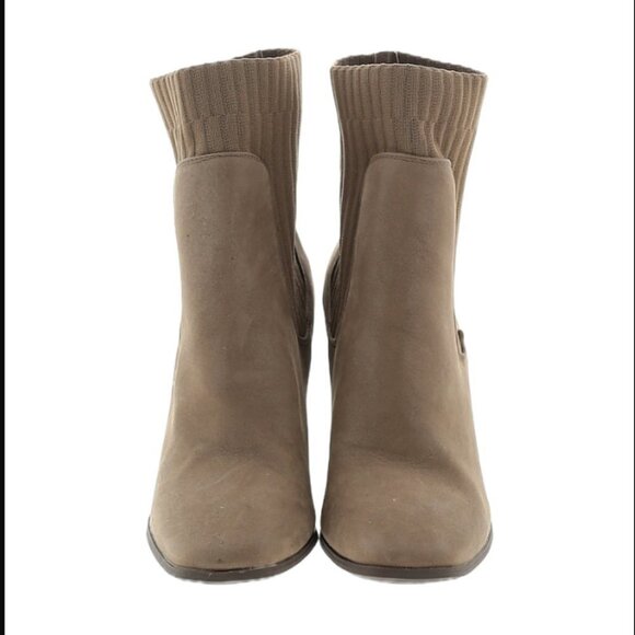 JOURNEE COLLECTION Adalia Knit Bootie 10  new - Picture 8 of 15